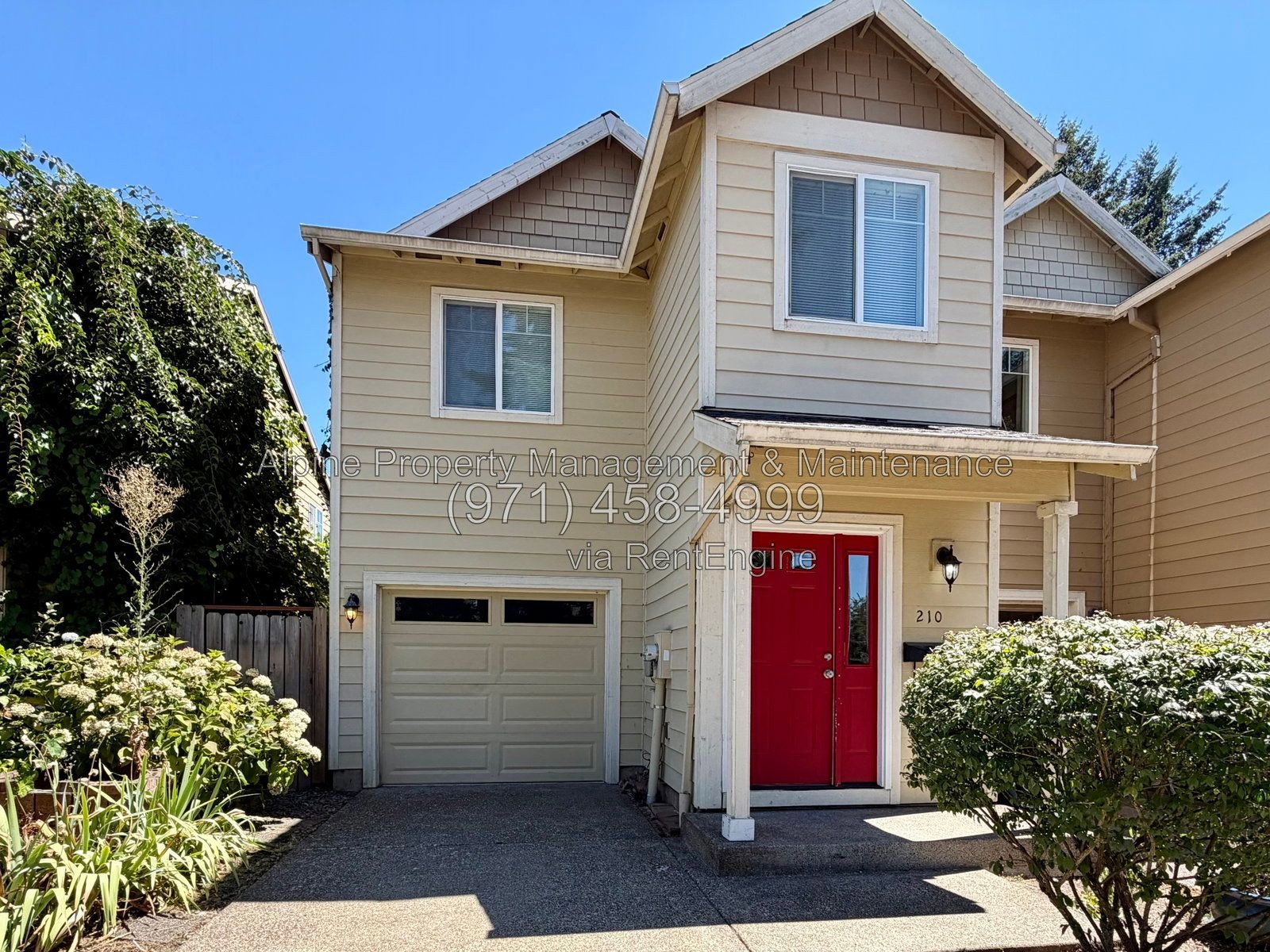 🌟 Roomy 4BR Home Near Shops & Commuter Routes property image