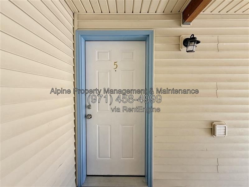 Bright, Open & Inviting | FREE GARAGE FOR 1YR property image