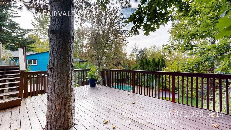 🍃 Peaceful Living w/ Modern Touches & Backyard Paradise property image