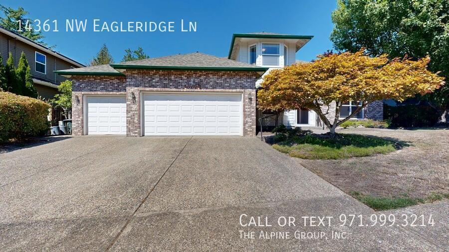 🌿 Oakridge Estates Beauty — Spacious Home + Fenced Backyard! property image
