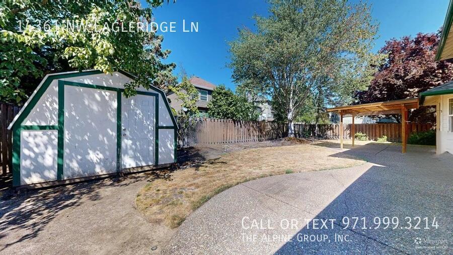 🌿 Oakridge Estates Beauty — Spacious Home + Fenced Backyard! property image