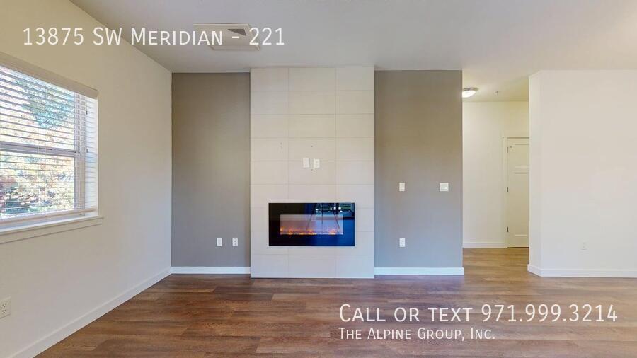 🌆 Luxury Living Near Nike – A/C, Pool & More! property image