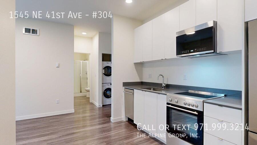 Live at 41 Central ✨ Modern Style + 18-Month Lease Available property image