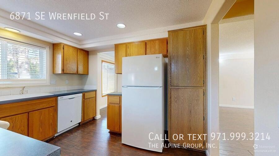 $500 Off Your First Month! Spacious 4BR with Fenced Yard 🌳🔥 property image