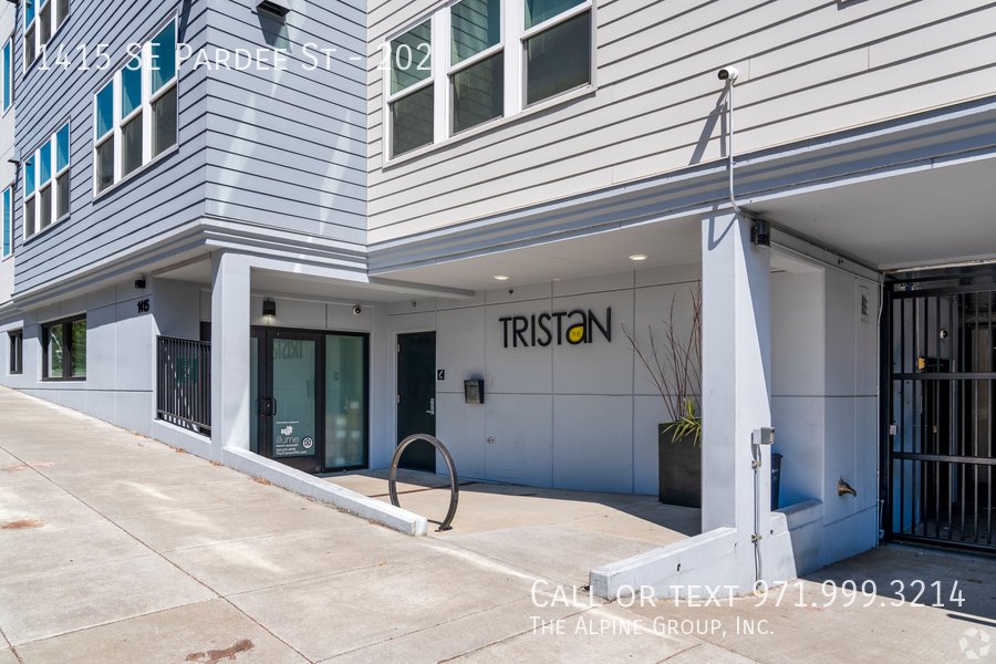 🌿 Modern 1BR at The Tristan | First Month Free! 🌟 property image