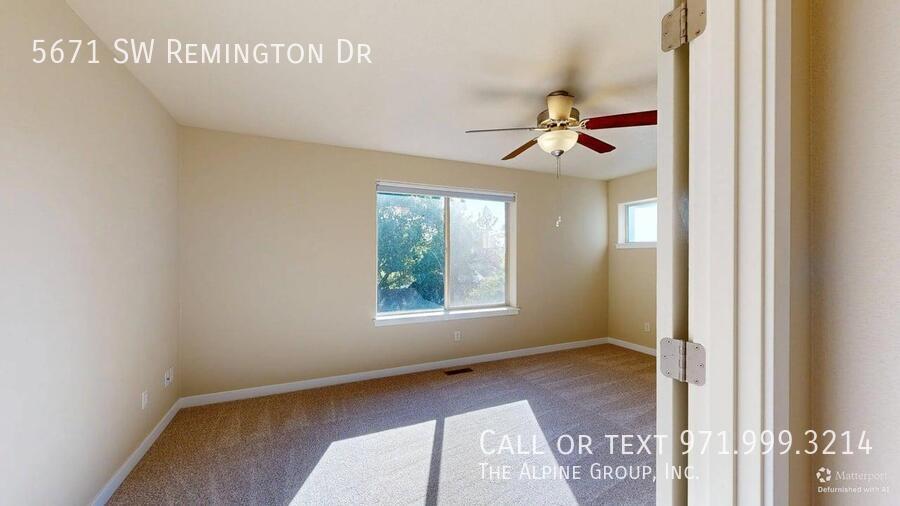 💫 Bright, Open & Move-In Ready! 🏡 property image