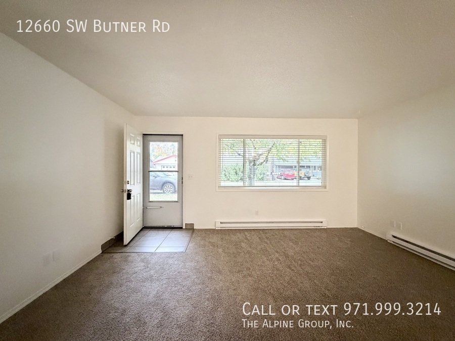 🌼 Cozy Corner Home near Commonwealth Park! property image