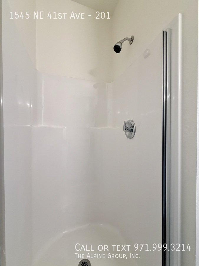 🏡 Luxury Details & Prime Location at 41 Central property image