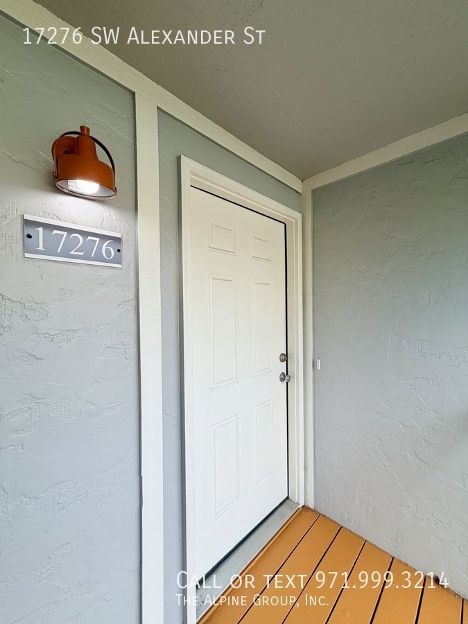 $500 Off Your Deposit! Modern 2BR in Heart of Aloha 🌼💫 property image