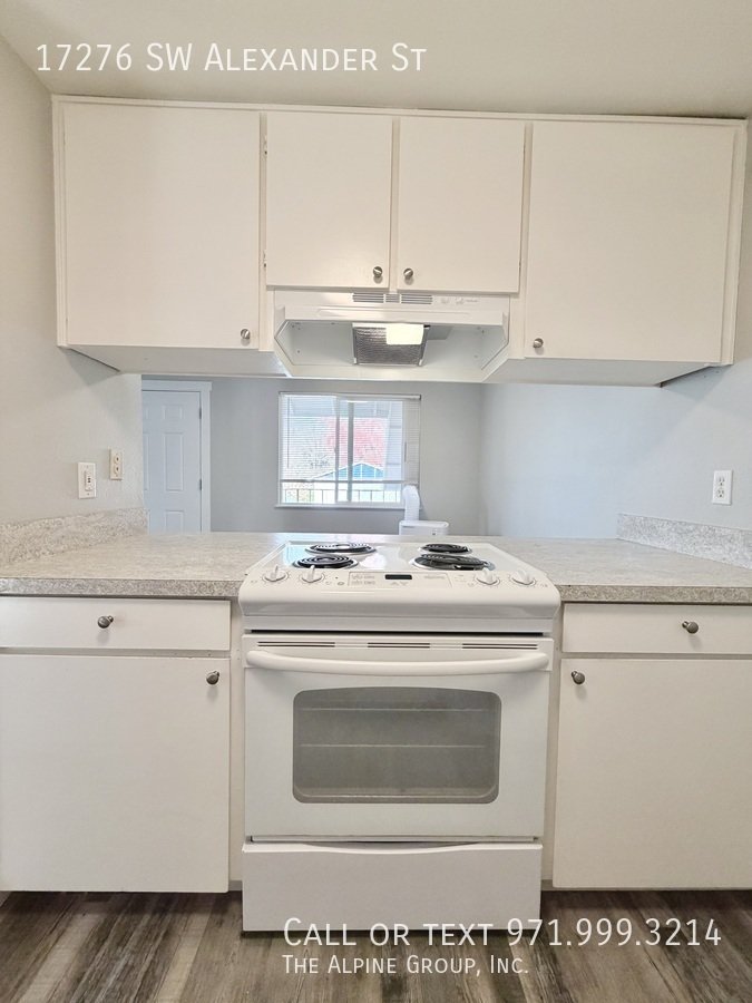 $500 Off Your Deposit! Modern 2BR in Heart of Aloha 🌼💫 property image