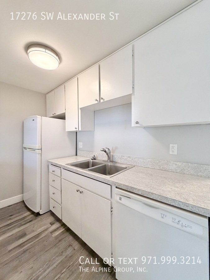 $500 Off Your Deposit! Modern 2BR in Heart of Aloha 🌼💫 property image