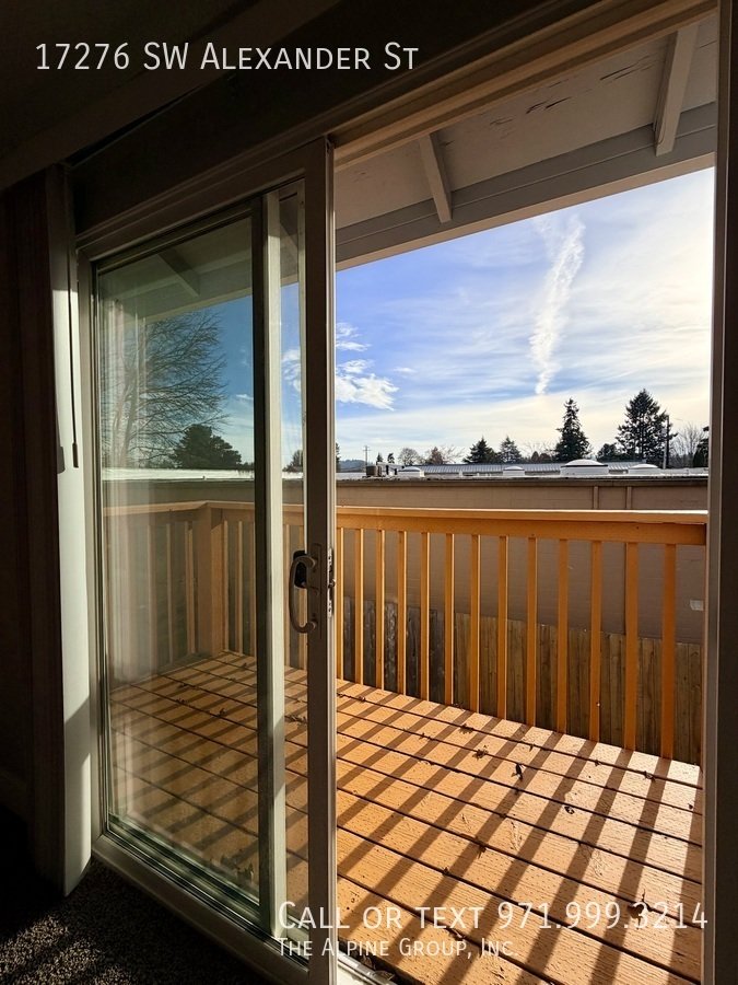 $500 Off Your Deposit! Modern 2BR in Heart of Aloha 🌼💫 property image