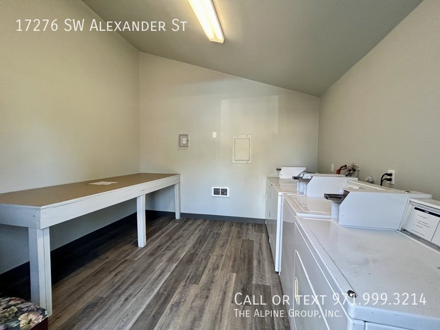 $500 Off Your Deposit! Modern 2BR in Heart of Aloha 🌼💫 property image