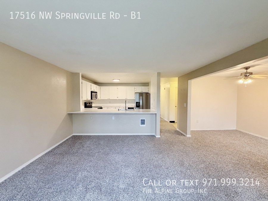 ✨ Modern 2BR at The Courtyards — Garage Included! property image