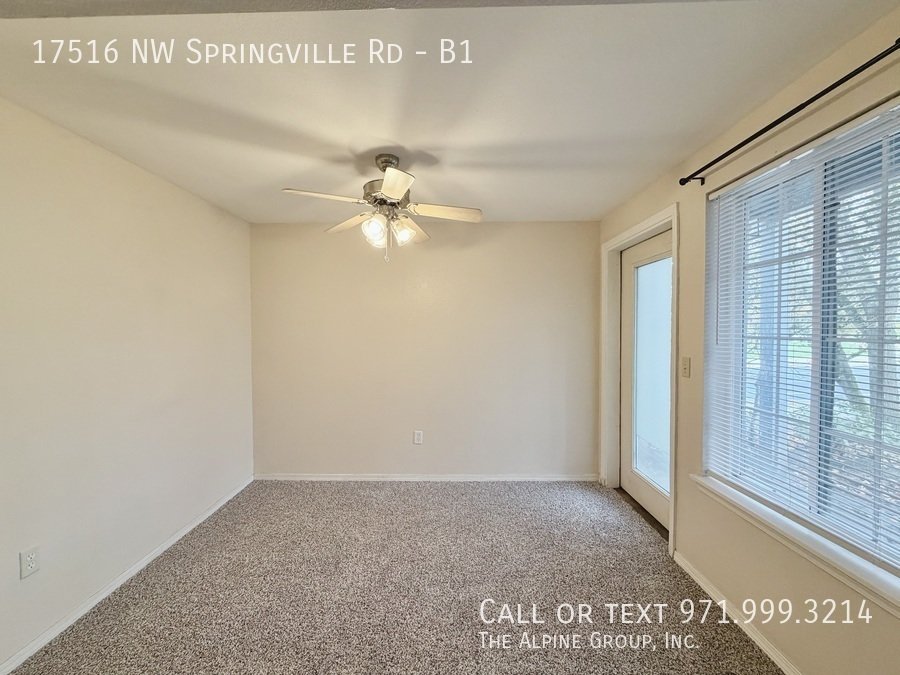 ✨ Modern 2BR at The Courtyards — Garage Included! property image