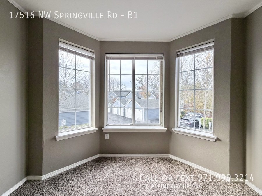 ✨ Modern 2BR at The Courtyards — Garage Included! property image