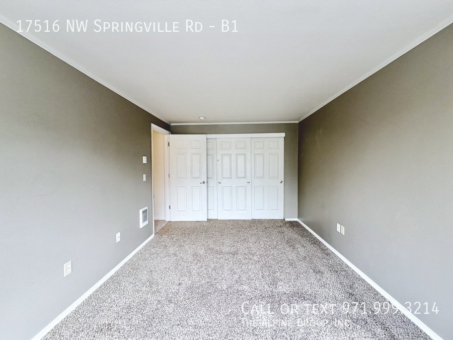 ✨ Modern 2BR at The Courtyards — Garage Included! property image