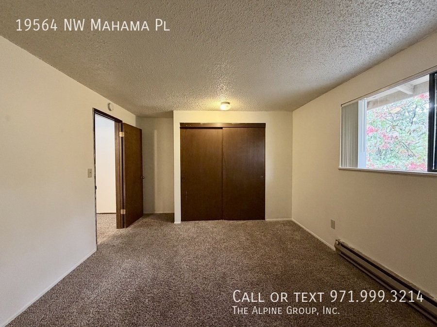 🌿 Bright Rock Creek Townhome property image