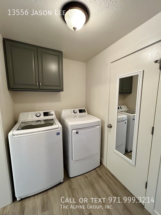 🪵 Cozy Oregon City Home with Spacious Private Deck property image