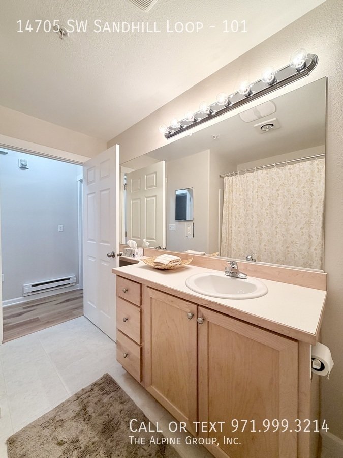 🌿 Peaceful One-Level Living in Progress Ridge! property image