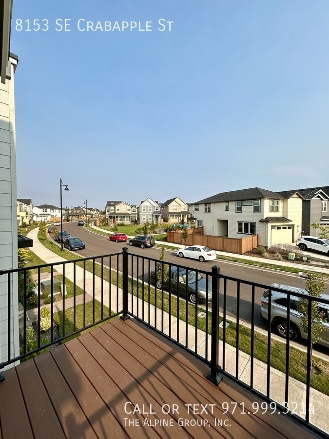 ✨ Modern Three-Bedroom Retreat With Smart Features property image