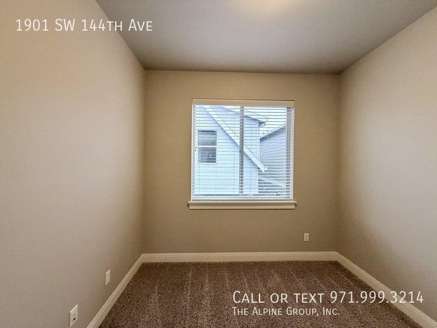 🌿 Gorgeous 4BR Home — Prime Location & 15-Month Lease! property image