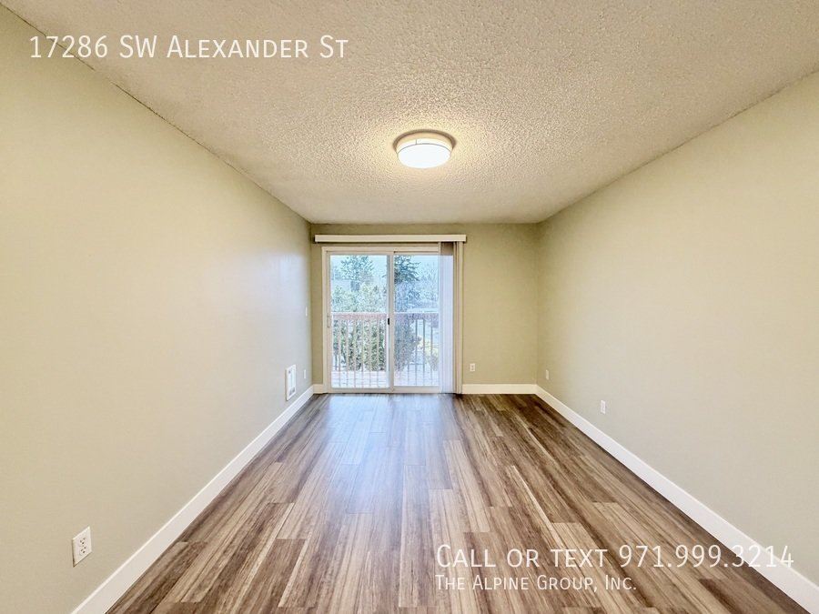 $300 OFF Deposit! On-Site Laundry + Modern 2BD 🧺 property image