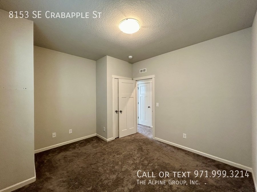 ✨ 15-Month Lease + $500 Off First Month - Modern Three-Bedroom Retreat With Smart Features property image