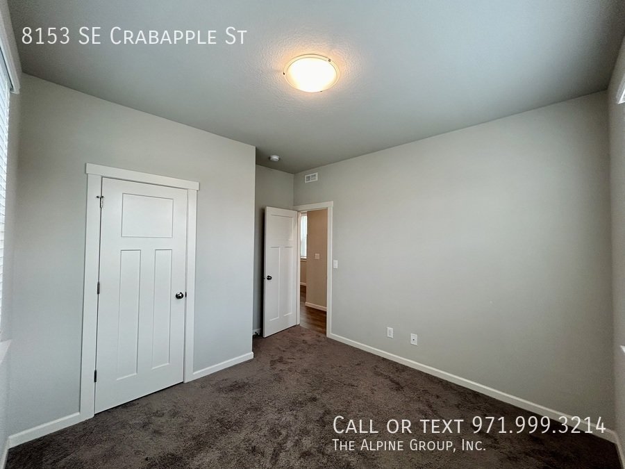 ✨ 15-Month Lease + $500 Off First Month - Modern Three-Bedroom Retreat With Smart Features property image