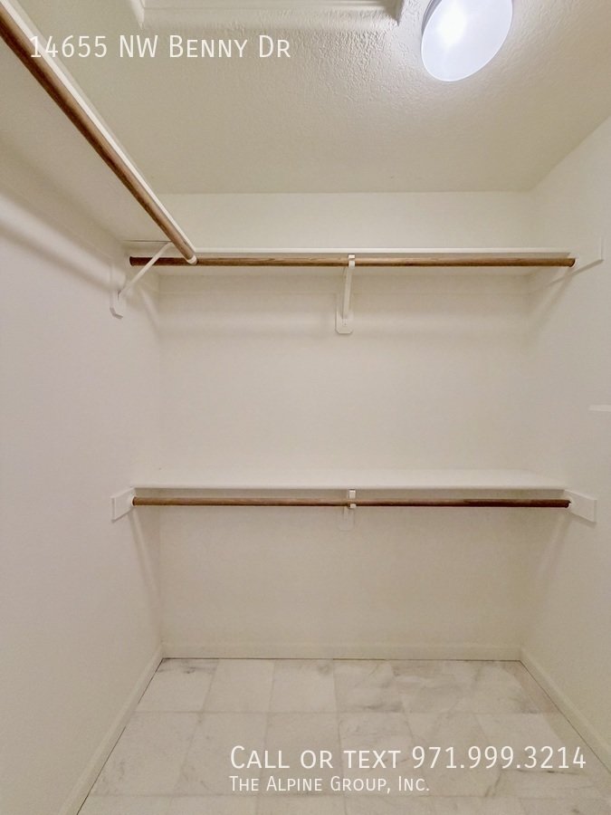 🛋️ Charming Kaiser Woods Home w/ Granite Kitchen – 15-Month Lease property image