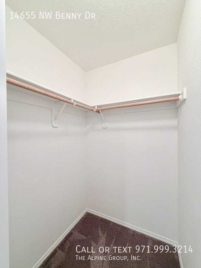 🛋️ Charming Kaiser Woods Home w/ Granite Kitchen – 15-Month Lease property image