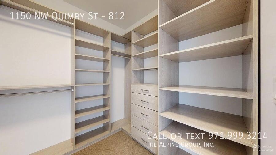 🎉 FIRST Month FREE – Apply by 12/31 🏙️Light-Filled Condo with Views, Style & Comfort in North Pearl property image