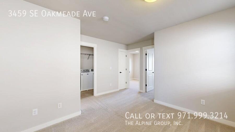 ✨ Holiday Special: $600 Off Your First Month if You Apply by 12/31! property image