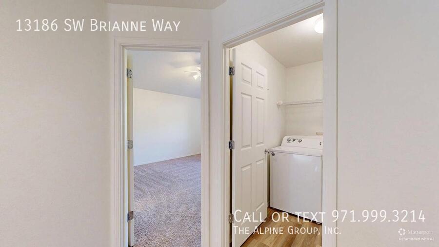 🏠HALF OFF Your FIRST MONTH- Apply By 12/31! Cozy 3-Bed with Open Floor Plan & Fenced Yard property image