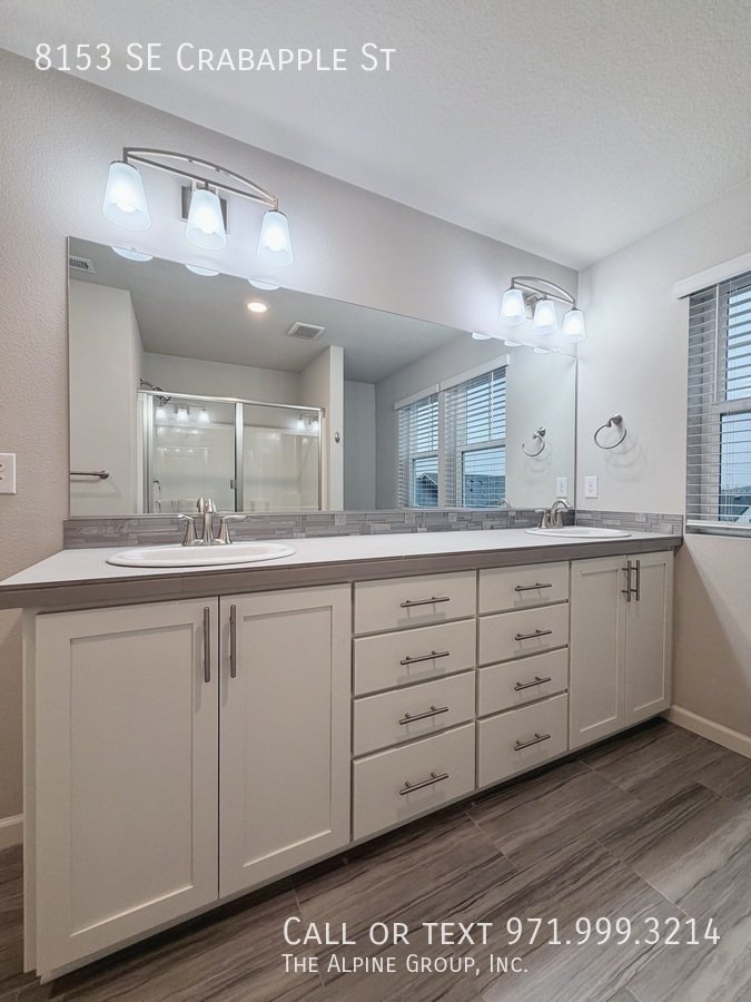 ✨ 15-Month Lease + $500 Off First Month - Modern Three-Bedroom Retreat With Smart Features property image