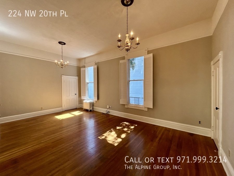 🌿 Timeless Portland Victorian in Prime Location property image