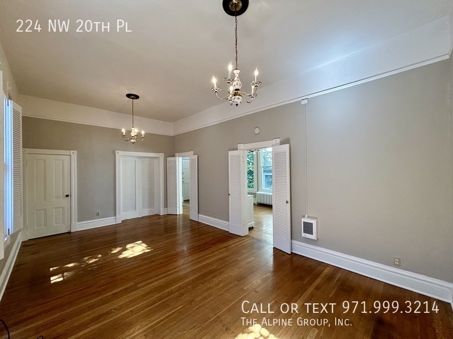 🌿 Timeless Portland Victorian in Prime Location property image