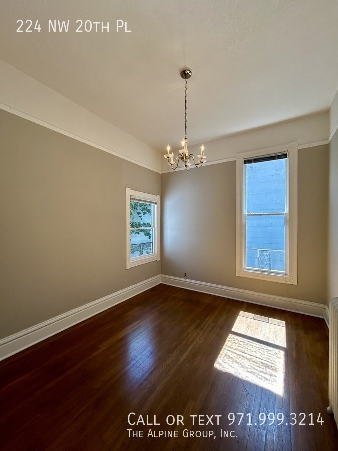 🌿 Timeless Portland Victorian in Prime Location property image