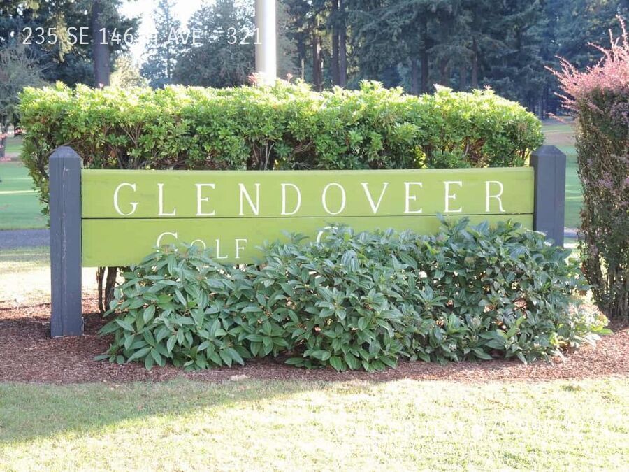 Top Level, One Bedroom! property image