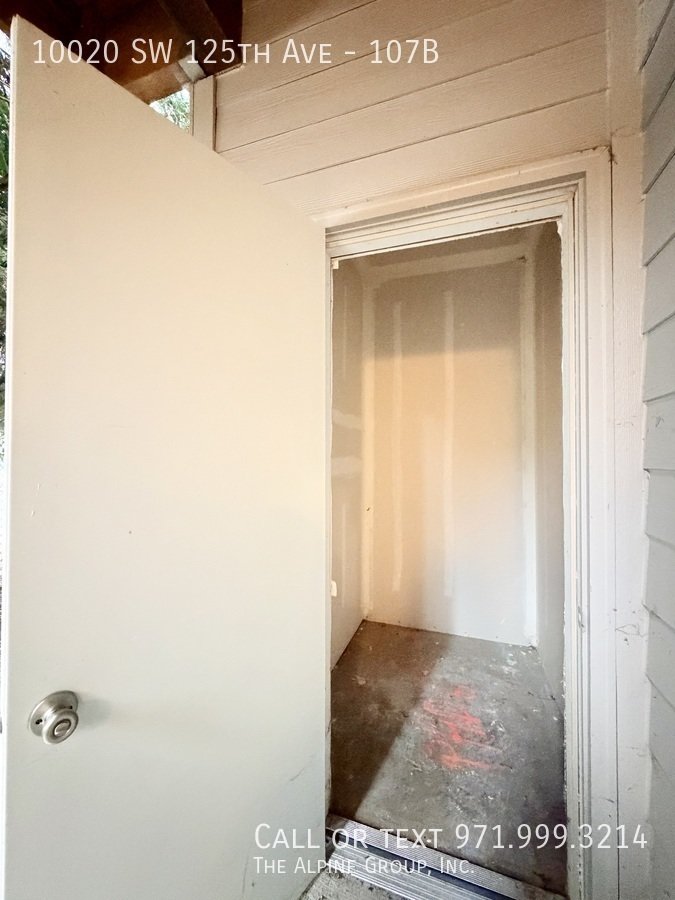 ✨ Freshly Updated 2-Bed with Patio & In-Unit W/D ✨ property image