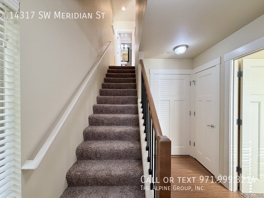 ✨ FIRST MONTH FREE - Modern Luxury in 45° Central | Steps from Nike Campus! property image