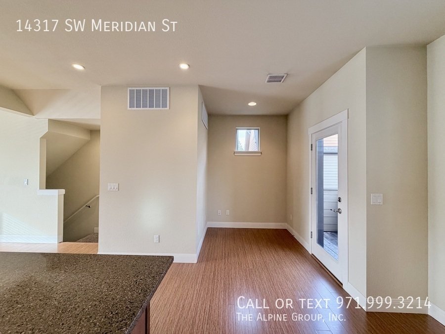 ✨ FIRST MONTH FREE - Modern Luxury in 45° Central | Steps from Nike Campus! property image