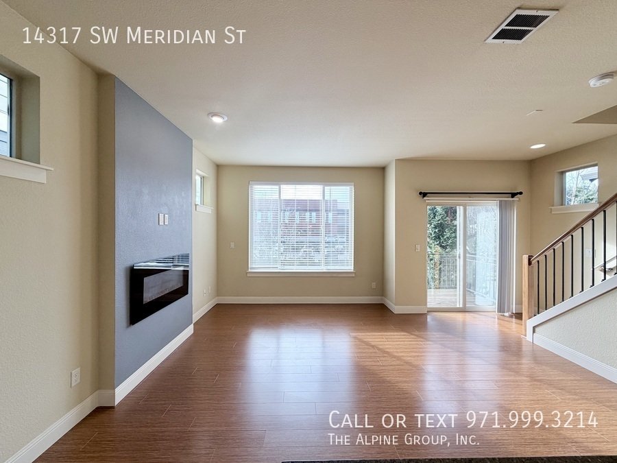 ✨ FIRST MONTH FREE - Modern Luxury in 45° Central | Steps from Nike Campus! property image