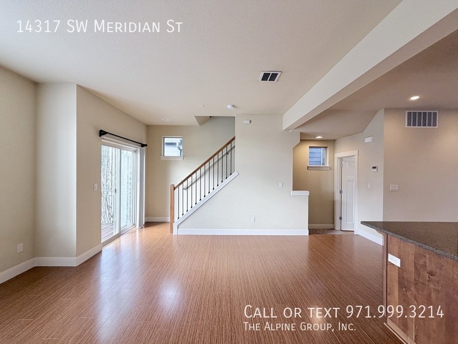 ✨ FIRST MONTH FREE - Modern Luxury in 45° Central | Steps from Nike Campus! property image