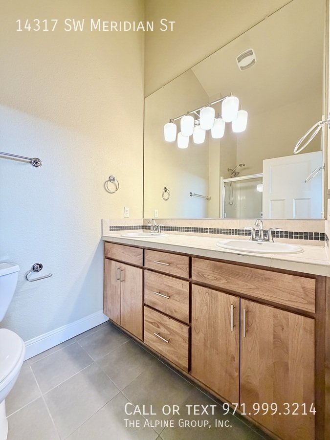 ✨ FIRST MONTH FREE - Modern Luxury in 45° Central | Steps from Nike Campus! property image