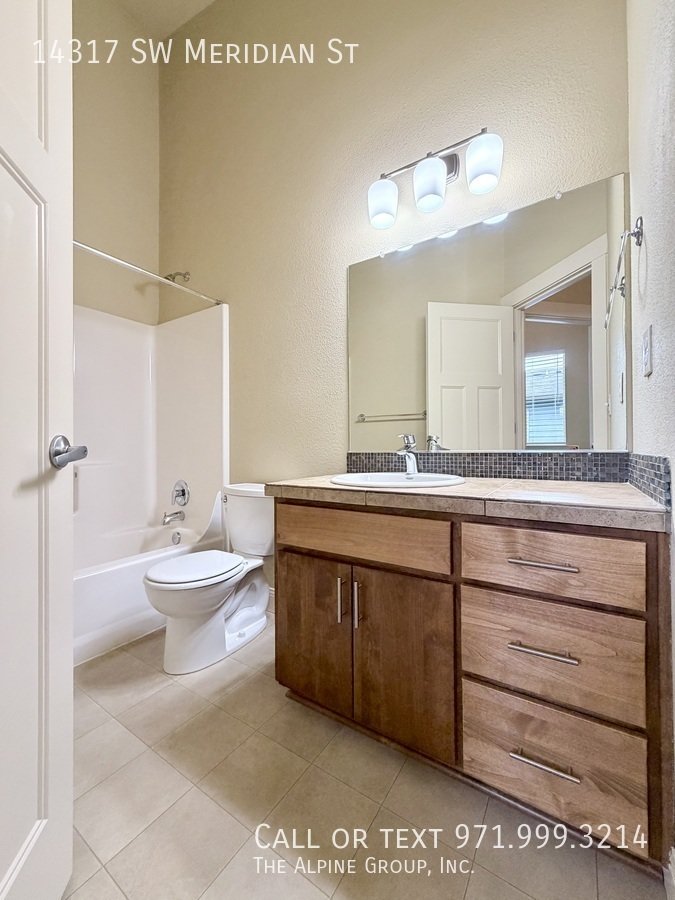 ✨ FIRST MONTH FREE - Modern Luxury in 45° Central | Steps from Nike Campus! property image