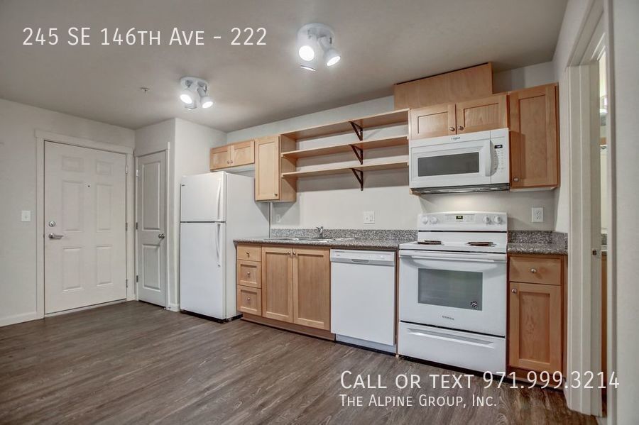 1/2 off FIRST MONTH, Pet friendly, Washer/Dryer Included! property image