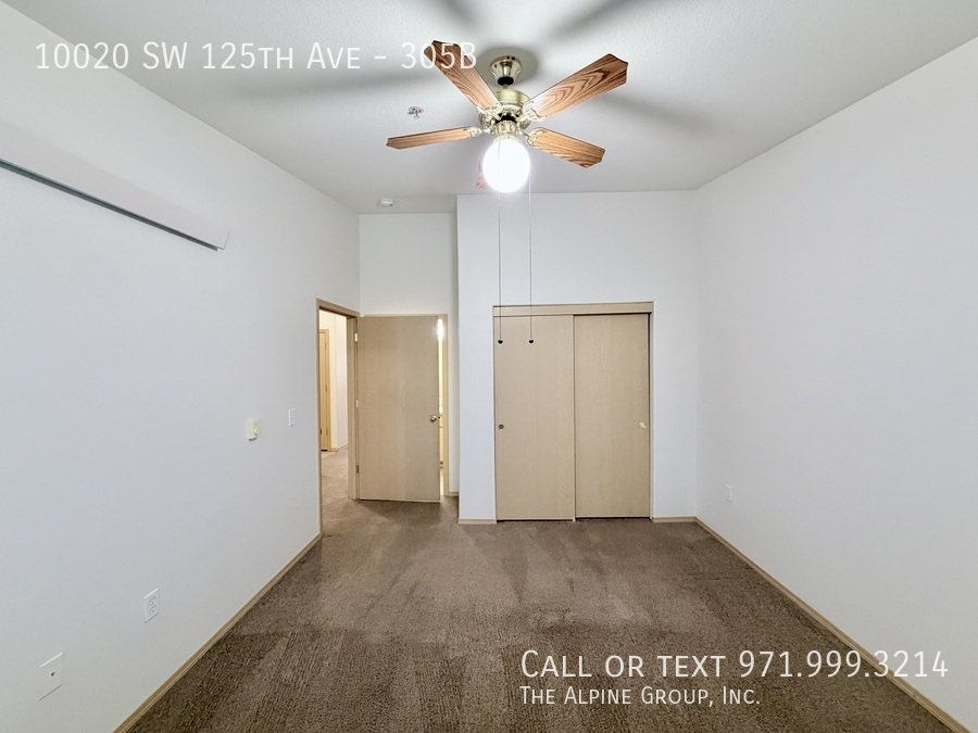 🌤️ Top-Floor 2-Bed with Vaulted Ceilings & Balcony 🌤️ property image