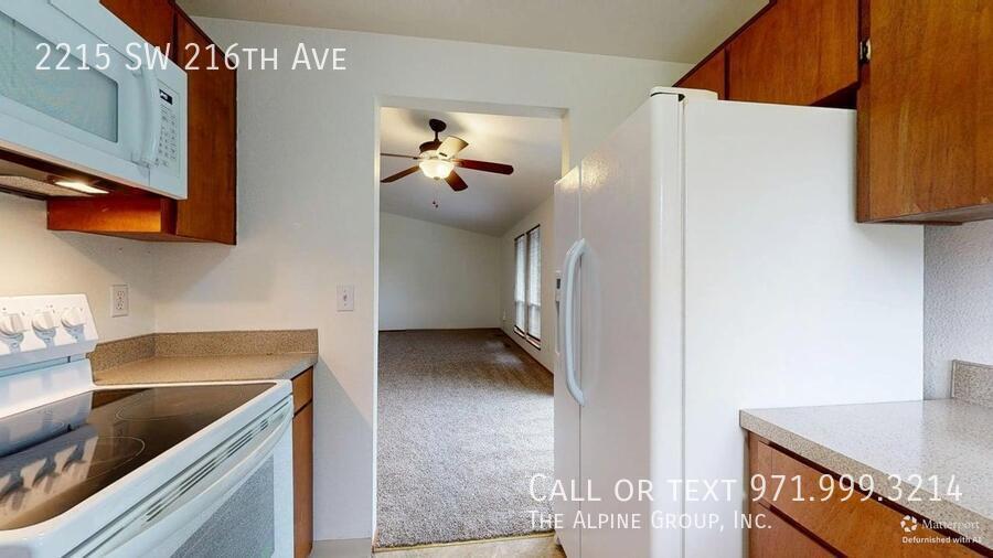 🎉 Move-In Special! ½ Off First Month + Flexible Deposit 💰 property image