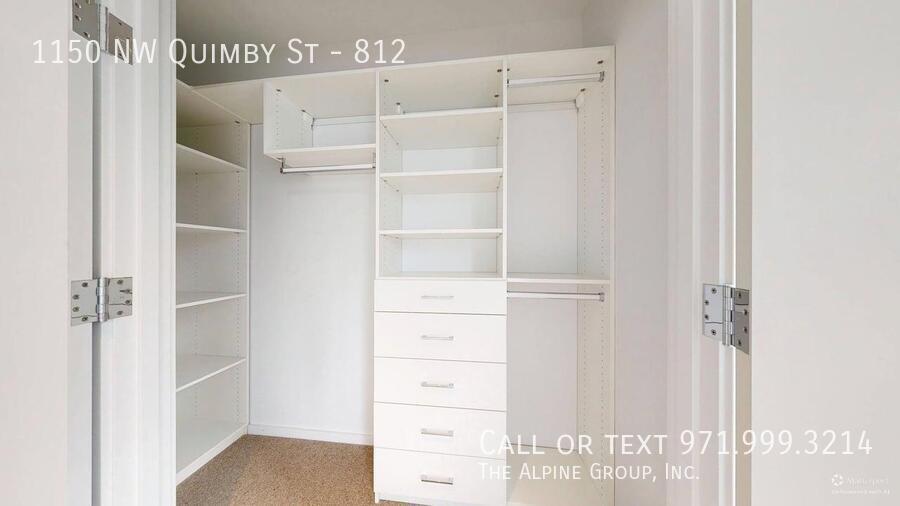 🌆 North Pearl Views Made Sweeter 💝 Valentine’s Day Move-In Special property image